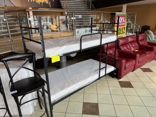 Stapelbed, zwart metaal